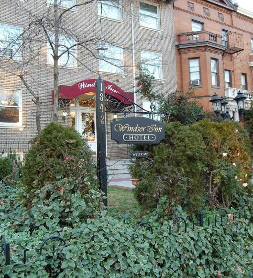 Отель Windsor Inn