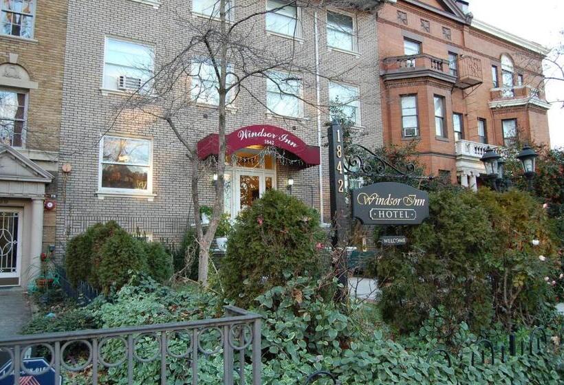 Отель Windsor Inn