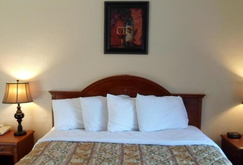 هتل Wine Valley Lodge