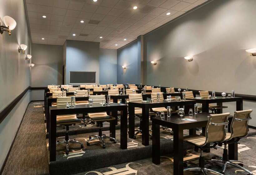 בית מלון כפרי Wyndham Garden Dallas North