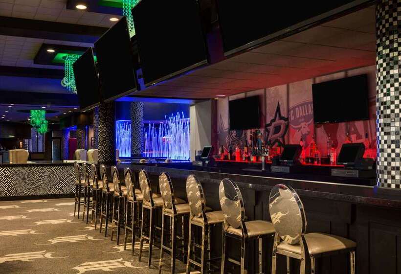 בית מלון כפרי Wyndham Garden Dallas North