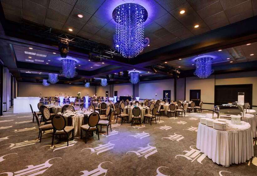 בית מלון כפרי Wyndham Garden Dallas North