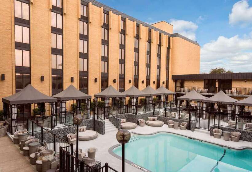 בית מלון כפרי Wyndham Garden Dallas North