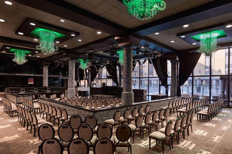 בית מלון כפרי Wyndham Garden Dallas North