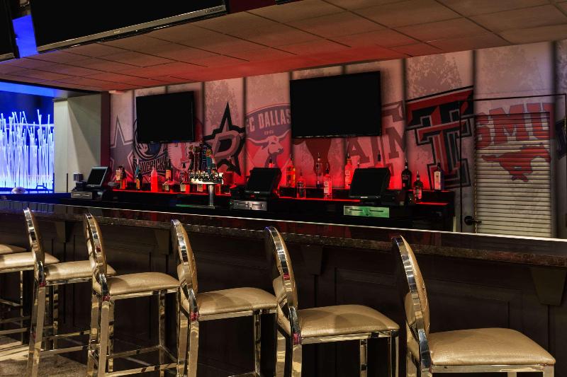 בית מלון כפרי Wyndham Garden Dallas North