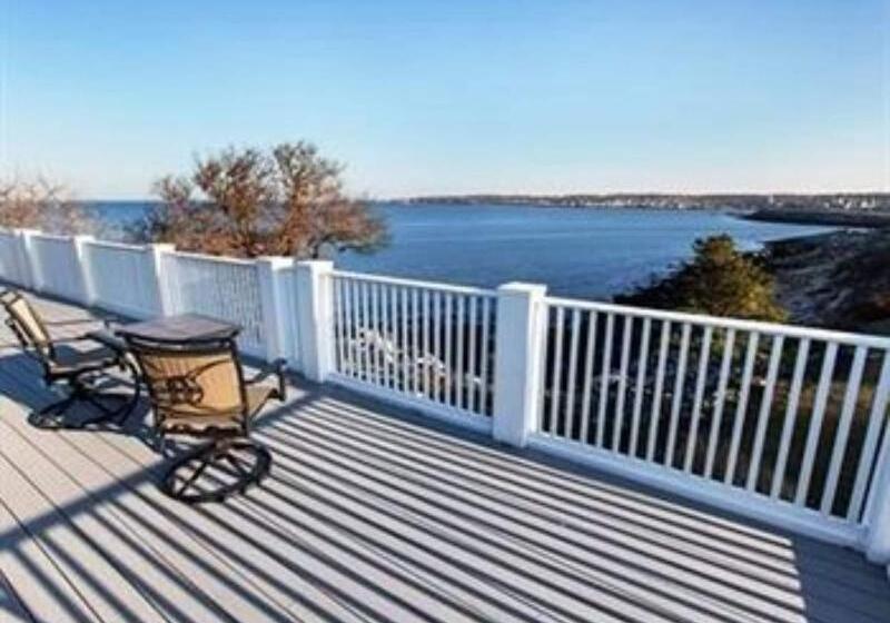 فندق Yankee Clipper Inn