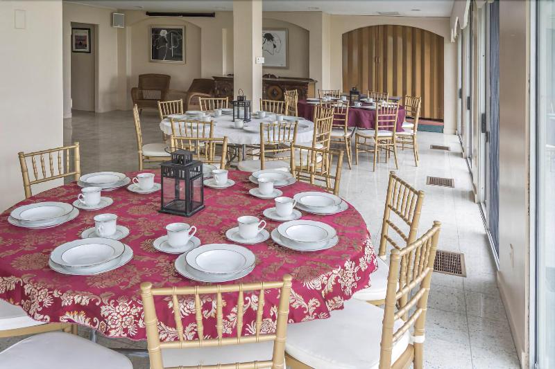 فندق Yankee Clipper Inn