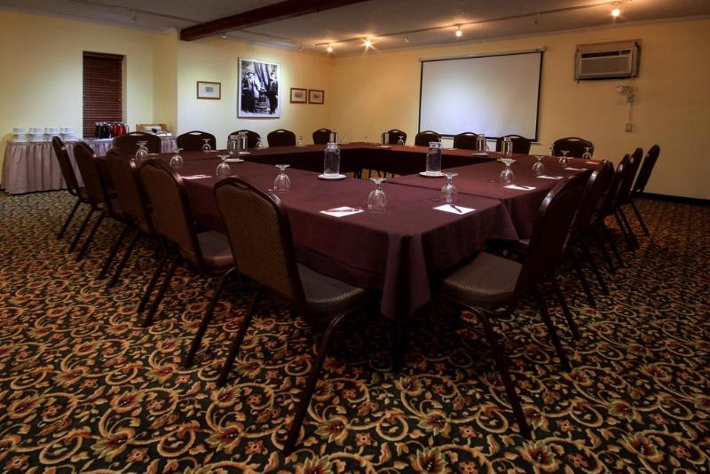 فندق Yellowstone Park Inn & Suites