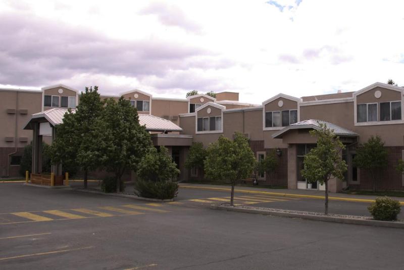 فندق Yellowstone Park Inn & Suites