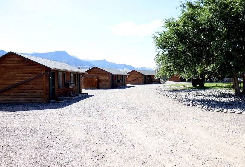 호텔 Yellowstone Valley Inn