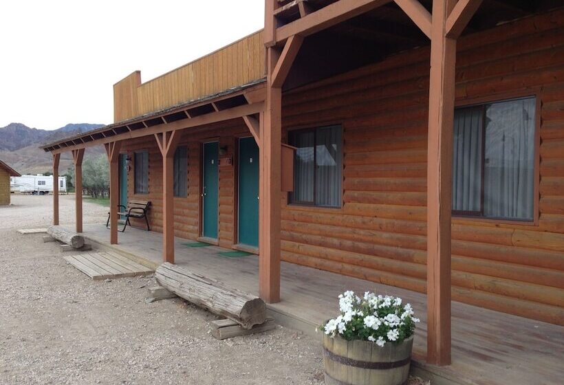 호텔 Yellowstone Valley Inn