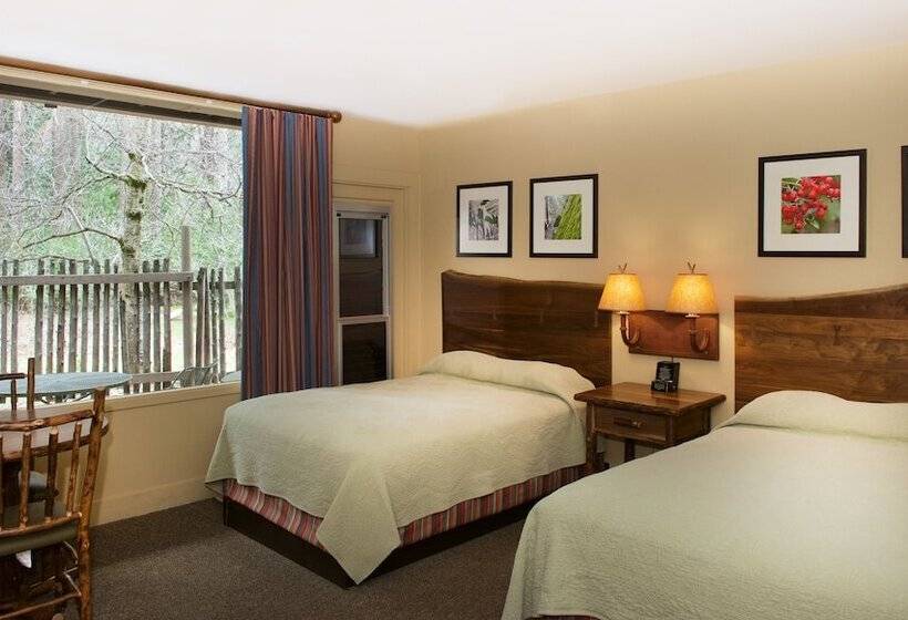 Отель Yosemite Valley Lodge