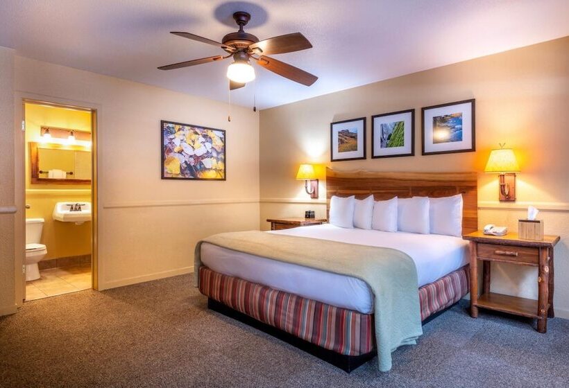 Отель Yosemite Valley Lodge