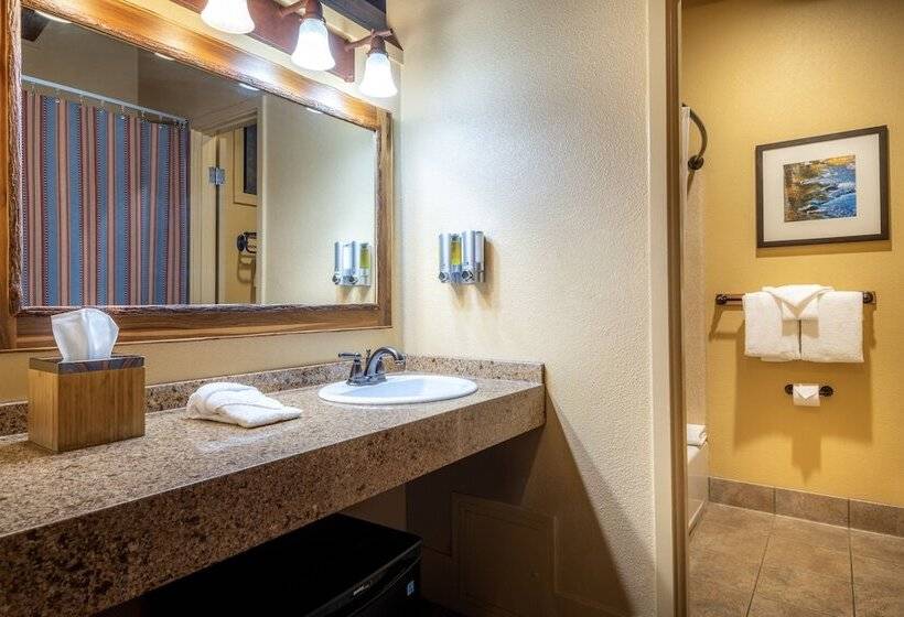 Отель Yosemite Valley Lodge