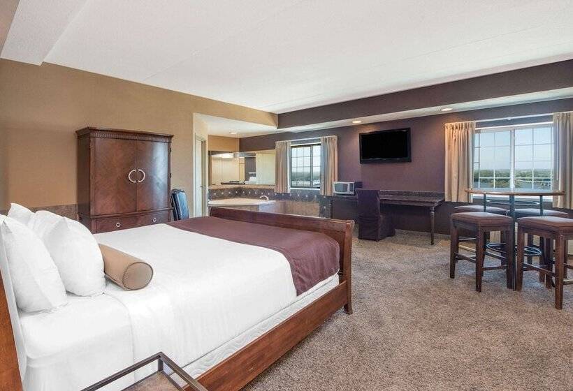 Microtel Inn & Suites By Wyndham Quincy Downtown   River Area