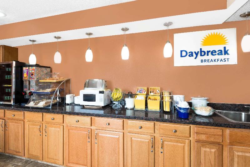 فندق على الطريق Days Inn By Wyndham Ames