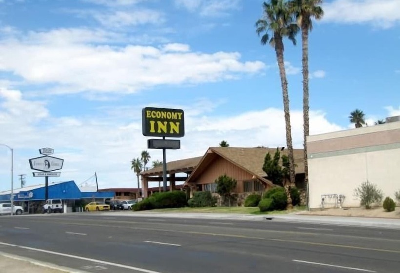 فندق على الطريق Economy Inn Barstow
