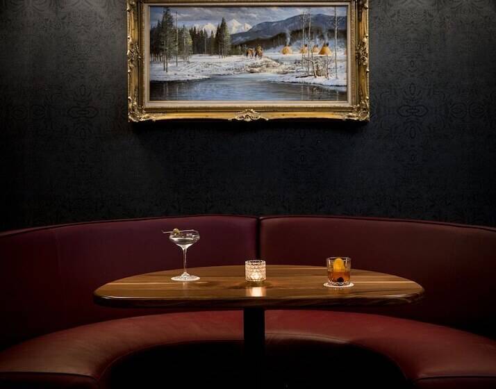 فندق على الطريق The Virginian Lodge