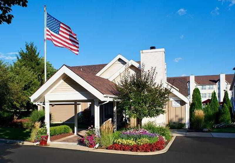 اقامتگاه Sonesta Es Suites Ann Arbor