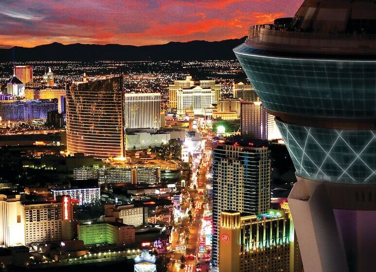 渡假胜地  The Strat Hotel, Casino & Tower