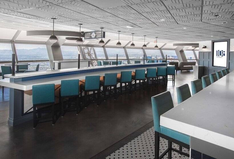 Курорт The Strat Hotel, Casino & Tower