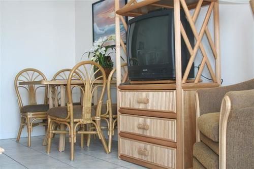 渡假胜地 Closing Time At The Victorian