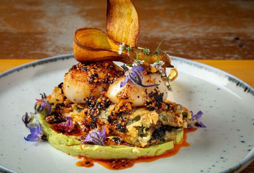 The Waterfront Beach Resort, A Hilton