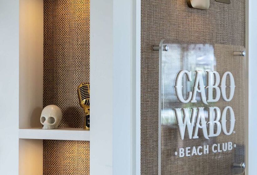 The Waterfront Beach Resort, A Hilton