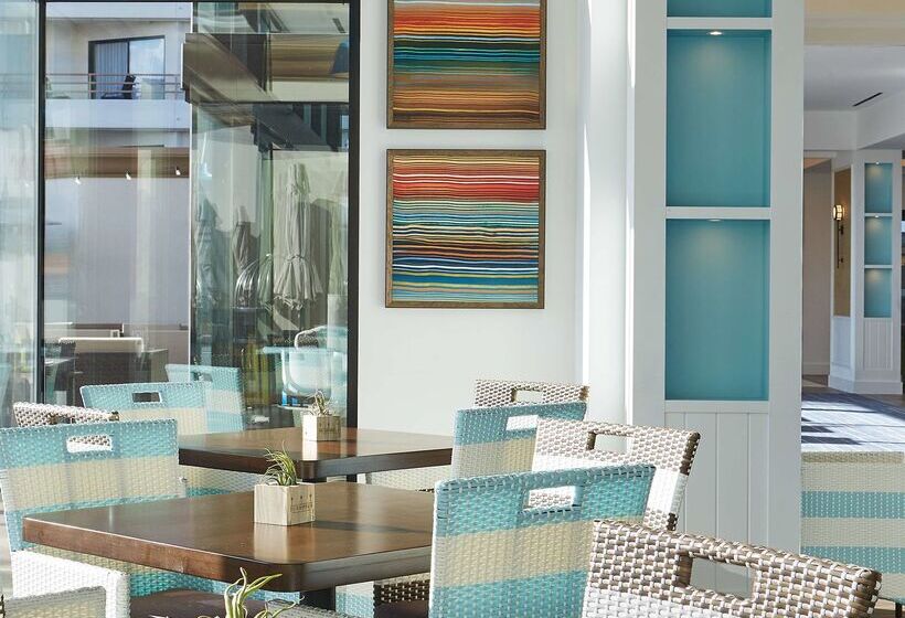 The Waterfront Beach Resort, A Hilton