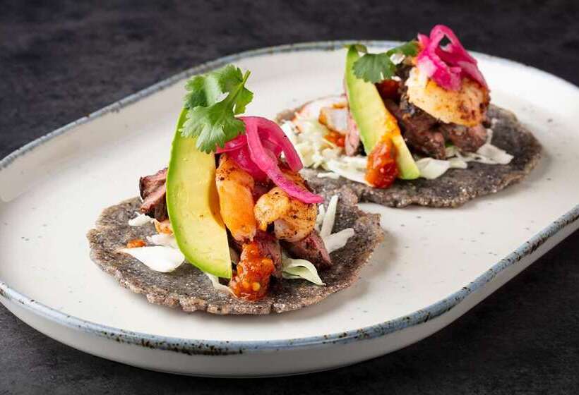 The Waterfront Beach Resort, A Hilton