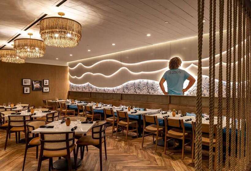 The Waterfront Beach Resort, A Hilton