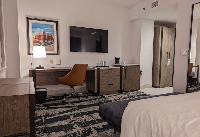 The Yorktowne Hotel, Tapestry Collection By Hilton