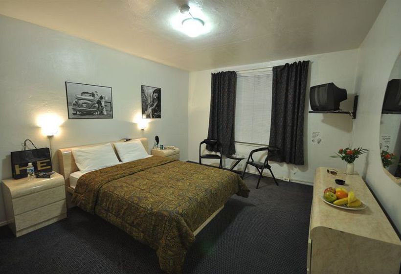 Tropics Hotel   Near Collins Avenue Shopping Area