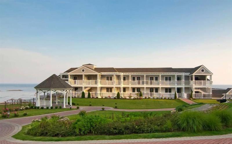 Water's Edge Resort & Spa