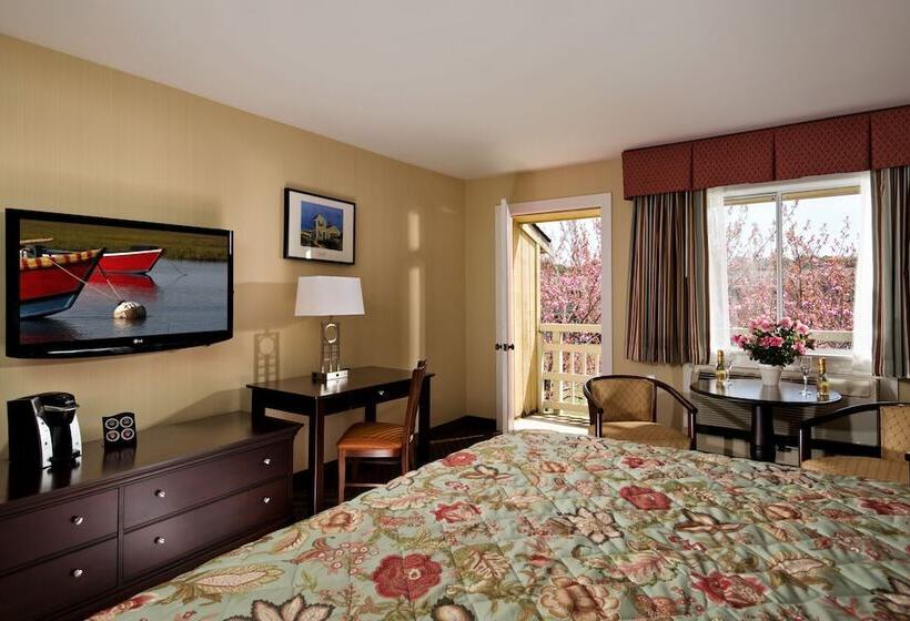 Wellfleet Motel And Lodge