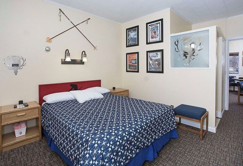 Yodeler Motel