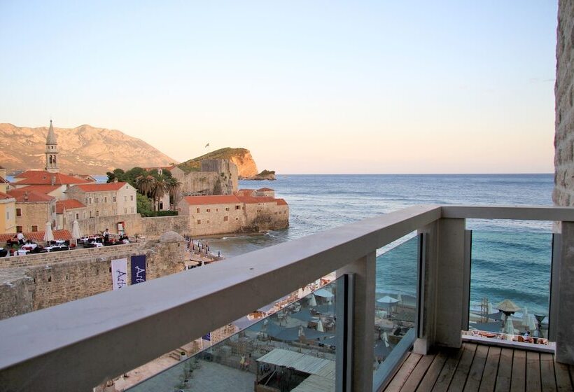 Avala Resort & Villas