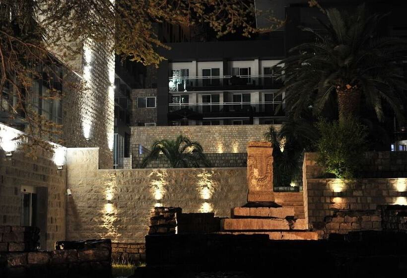 Avala Resort & Villas