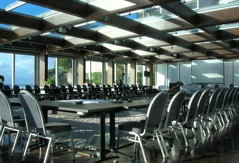 Avala Resort & Villas