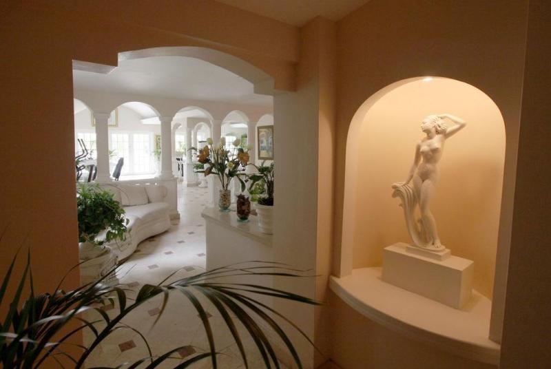 Coco Reef Resort and Spa