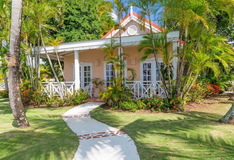 Coco Reef Resort and Spa