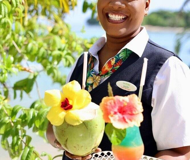 Coco Reef Resort and Spa