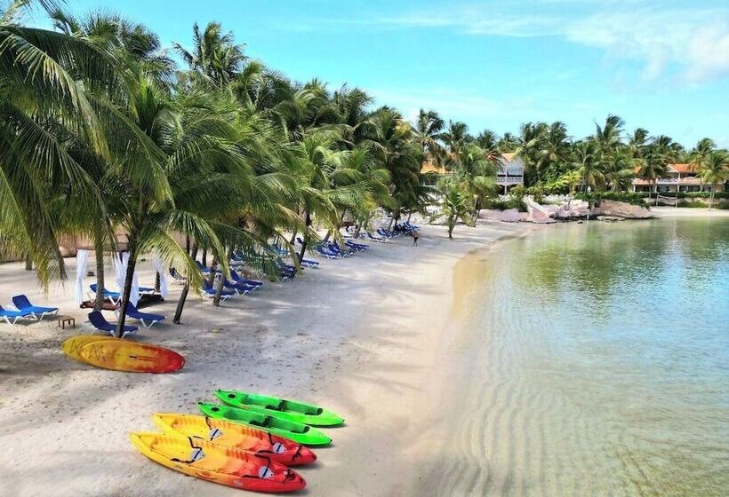 Coco Reef Resort and Spa