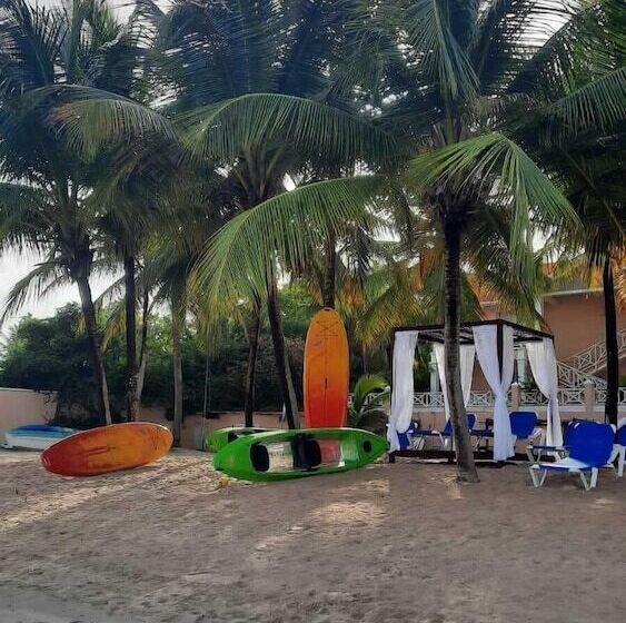 Coco Reef Resort and Spa