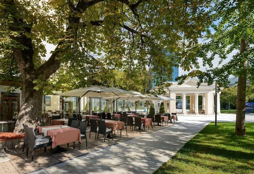 Grand Hotel Sava Superior