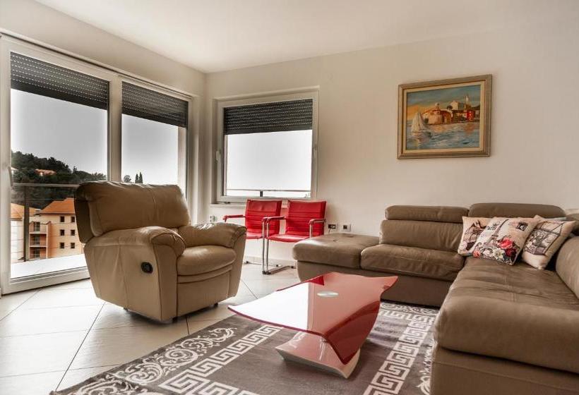 Heart Of Strunjan Apartments Al