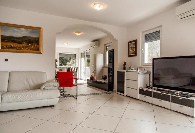 Heart Of Strunjan Apartments Al