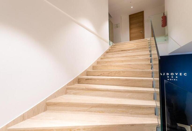 هتل Ajdovec