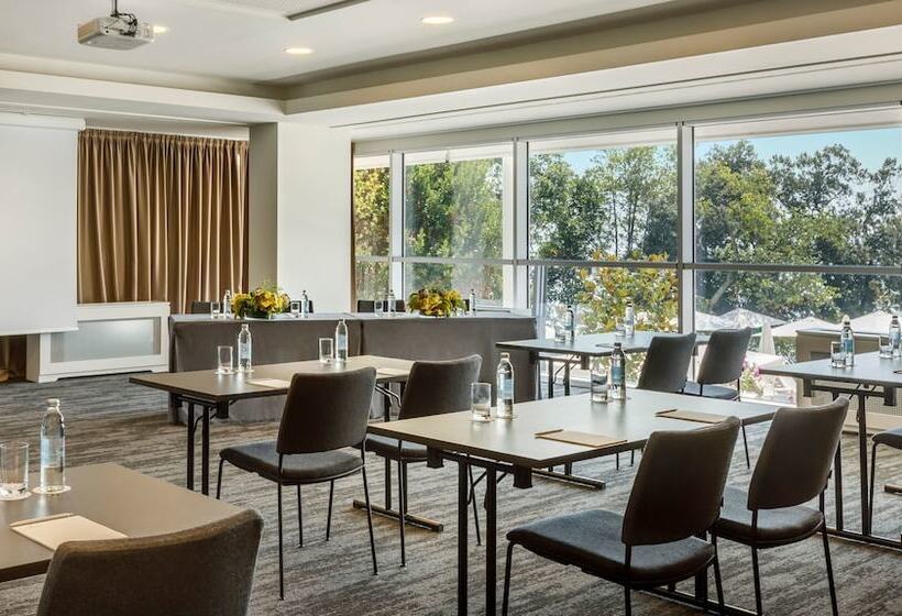 Отель Ambasador  Liburnia