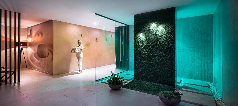 هتل Ambasador  Liburnia